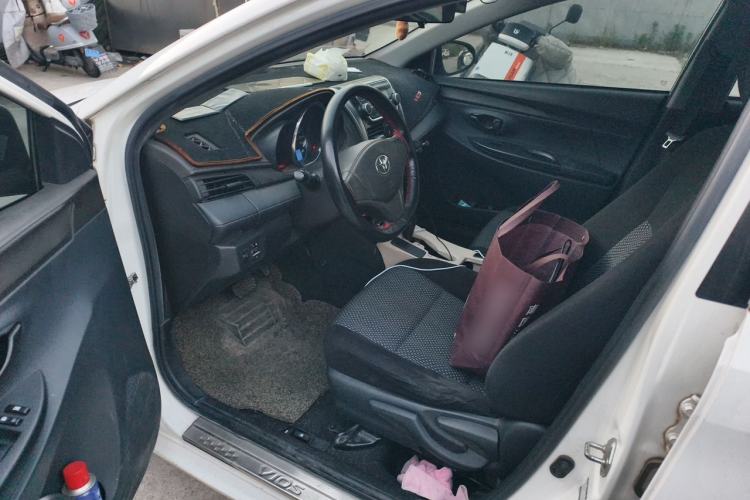 Used Toyota Vios 2014 1.5L Automatic ZhiZhen Edition Driver Seat