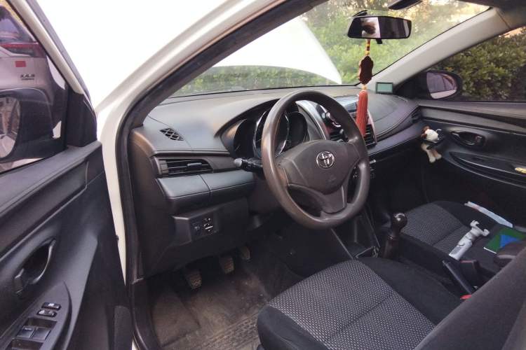 Used Toyota Vios 2014 1.3L Manual Value Edition Driver Seat