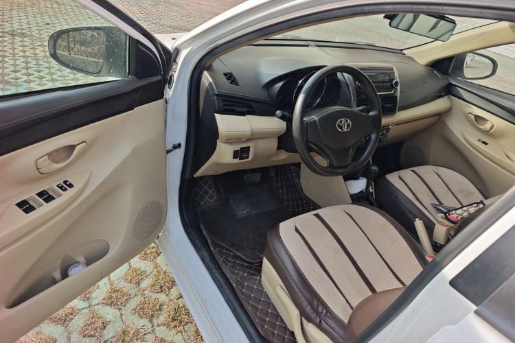 Used Toyota Vios 2014 1.3L Automatic Standard Edition Driver Seat