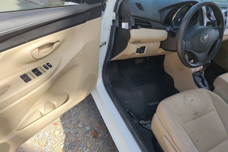 Used Toyota Vios 2014 1.3L Automatic Standard Edition Driver Seat