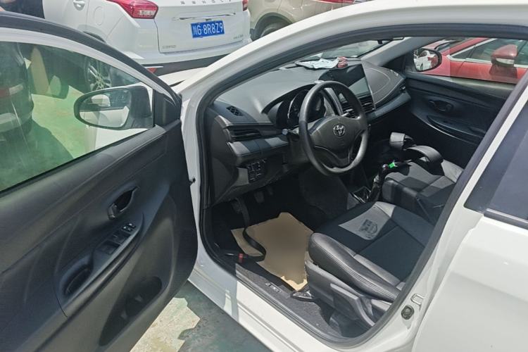 Used Toyota Vios 2014 1.3L Manual Xiang Edition Driver Seat