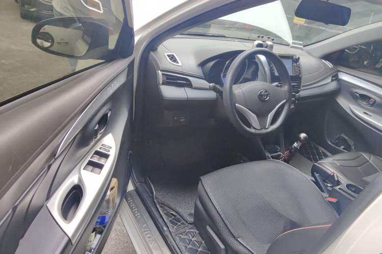 Used Toyota Vios 2014 1.5L Manual ZhiZhen Edition Driver Seat