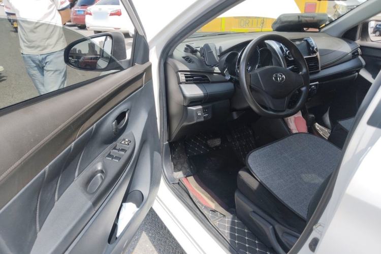 Used Toyota Vios 2014 1.5L Automatic ZhiZhen Edition Driver Seat