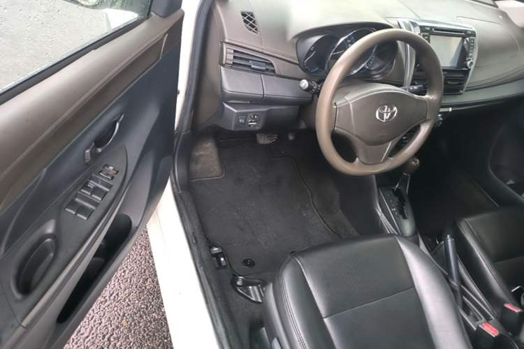 Used Toyota Vios 2014 1.5L Automatic ZhiZhen Edition Driver Seat