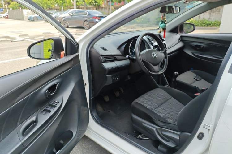 Used Toyota Vios 2014 1.3L Manual Xiang Edition Driver Seat