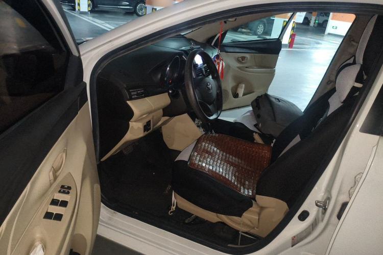 Used Toyota Vios 2014 1.3L Automatic Standard Edition Driver Seat
