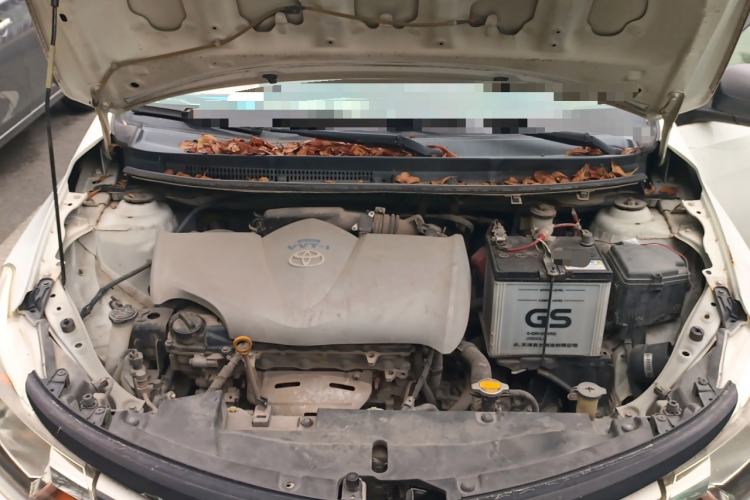 Used Toyota Vios 2014 1.3L Manual Value Edition Engine Bay
