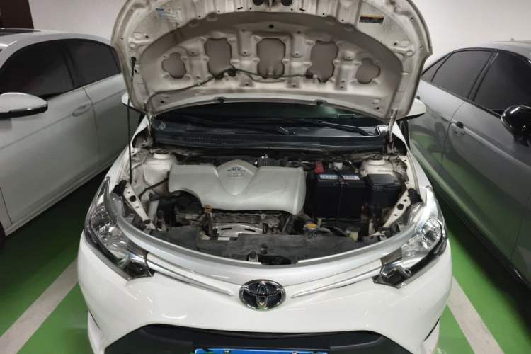 Used Toyota Vios 2014 1.3L Automatic Standard Edition Engine Bay