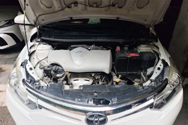 Used Toyota Vios 2014 1.5L Automatic ZhiShang Edition Engine Bay