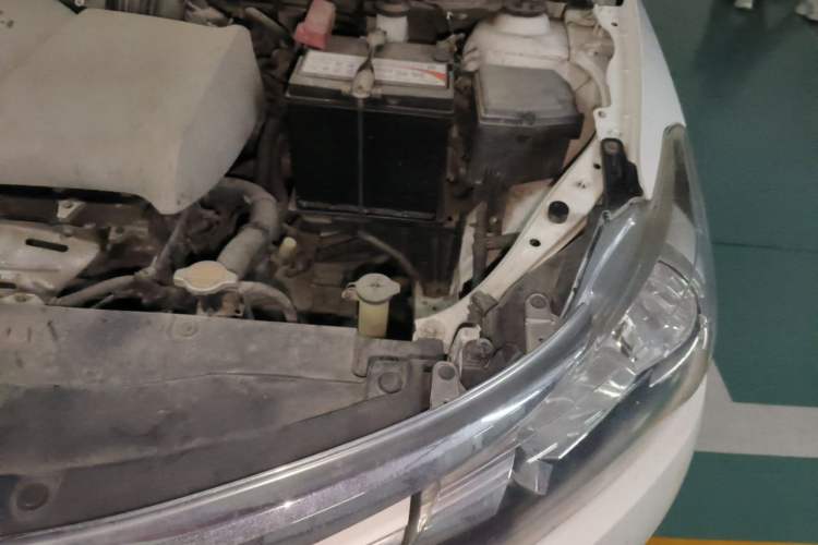 Used Toyota Vios 2014 1.5L Automatic ZhiZhen Edition Engine Bay Left