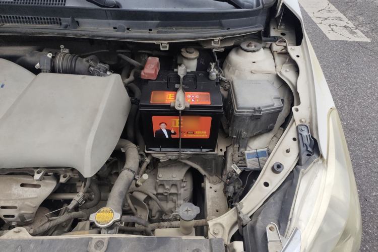 Used Toyota Vios 2014 1.5L Automatic ZhiZhen Edition Engine Bay Left