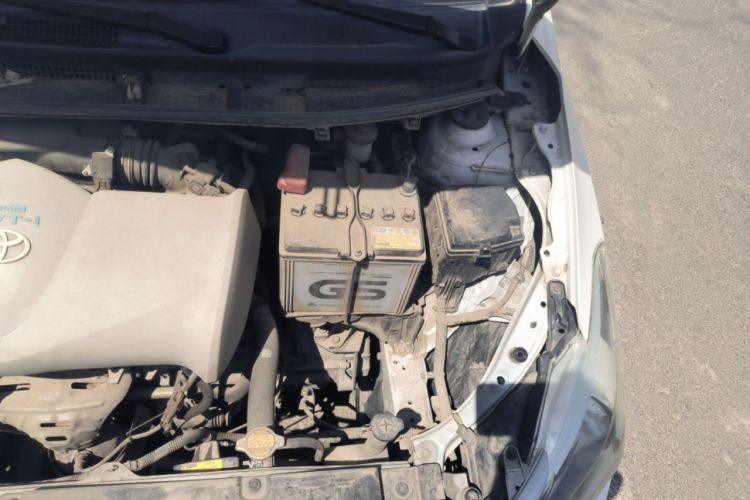Used Toyota Vios 2014 1.3L Manual Xiang Edition Engine Bay Left