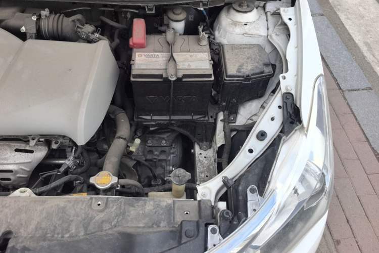 Used Toyota Vios 2014 1.5L Automatic ZhiZhen Edition Engine Bay Left