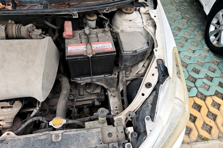 Used Toyota Vios 2014 1.3L Manual Xiang Edition Engine Bay Left