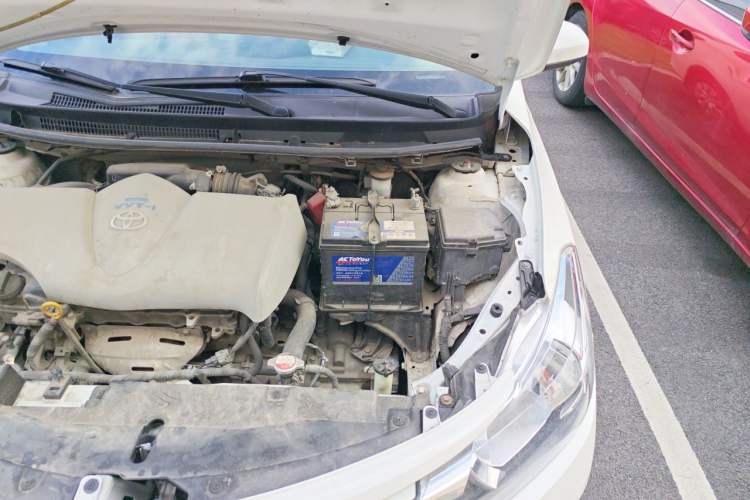 Used Toyota Vios 2014 1.3L Manual Xiang Edition Engine Bay Left