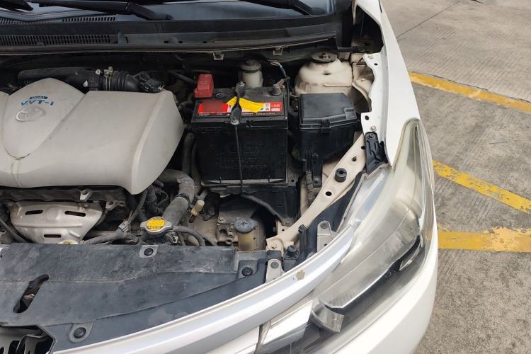 Used Toyota Vios 2014 1.3L Automatic Standard Edition Engine Bay Left