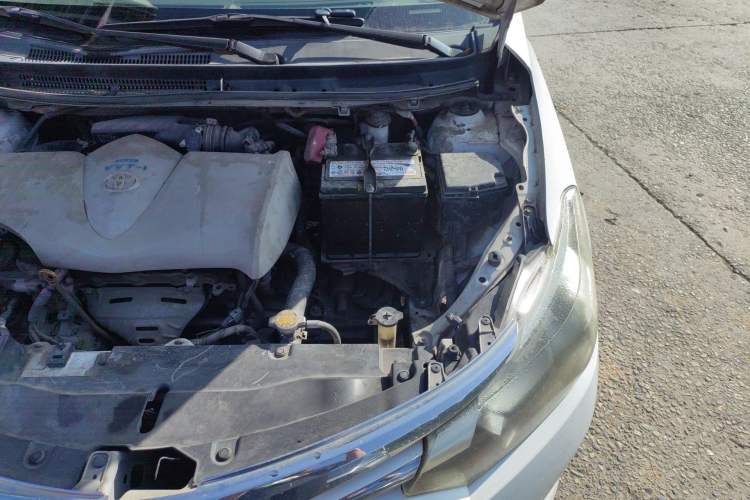 Used Toyota Vios 2014 1.5L Manual Smart Edition Engine Bay Left