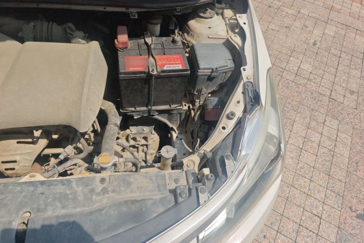 Used Toyota Vios 2014 1.3L Automatic Standard Edition Engine Bay Left