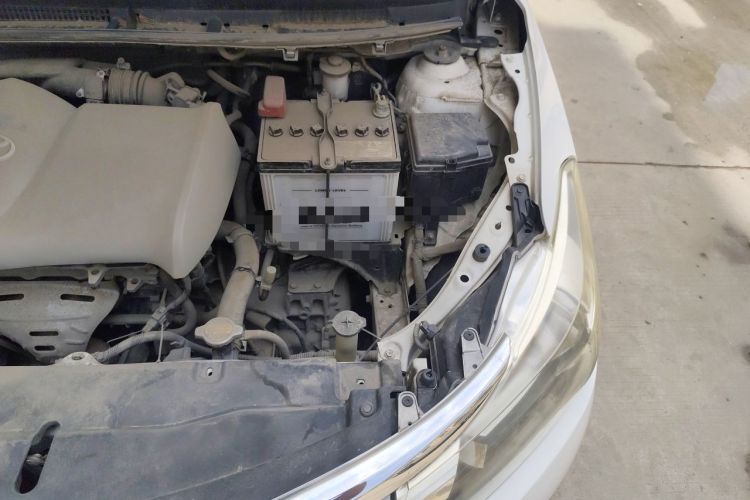 Used Toyota Vios 2014 1.5L Automatic ZhiZhen Edition Engine Bay Left