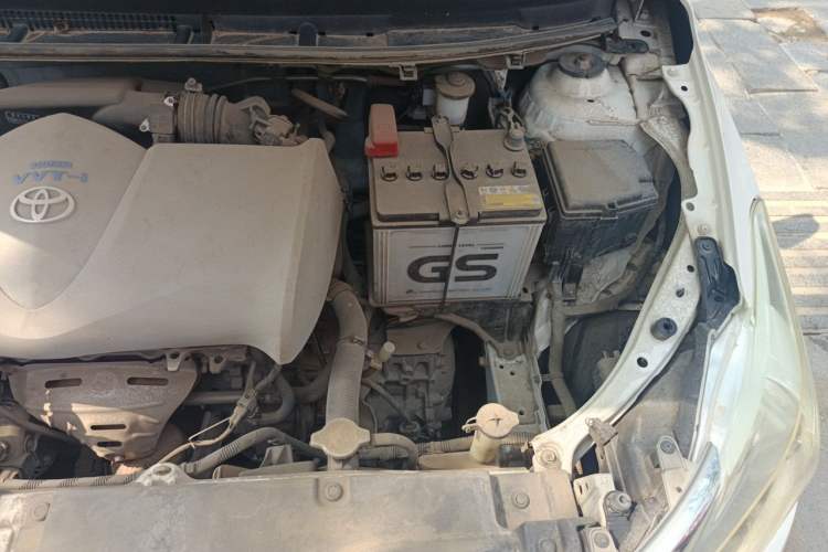 Used Toyota Vios 2014 1.5L Automatic ZhiZhen Edition Engine Bay Left