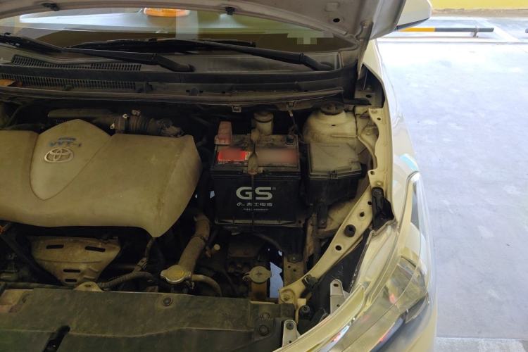 Used Toyota Vios 2014 1.5L Automatic ZhiZhen Edition Engine Bay Left