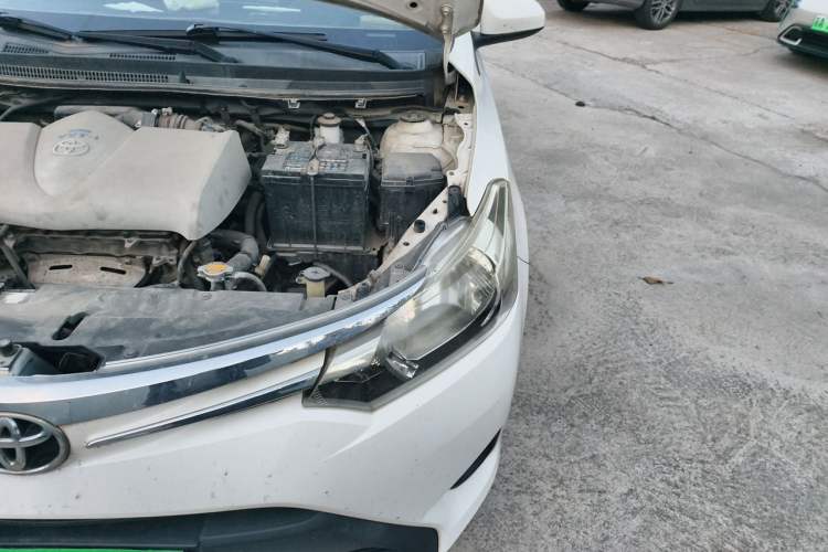 Used Toyota Vios 2014 1.5L Automatic ZhiZhen Edition Engine Bay Left