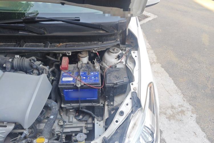Used Toyota Vios 2014 1.3L Manual Value Edition Engine Bay Left