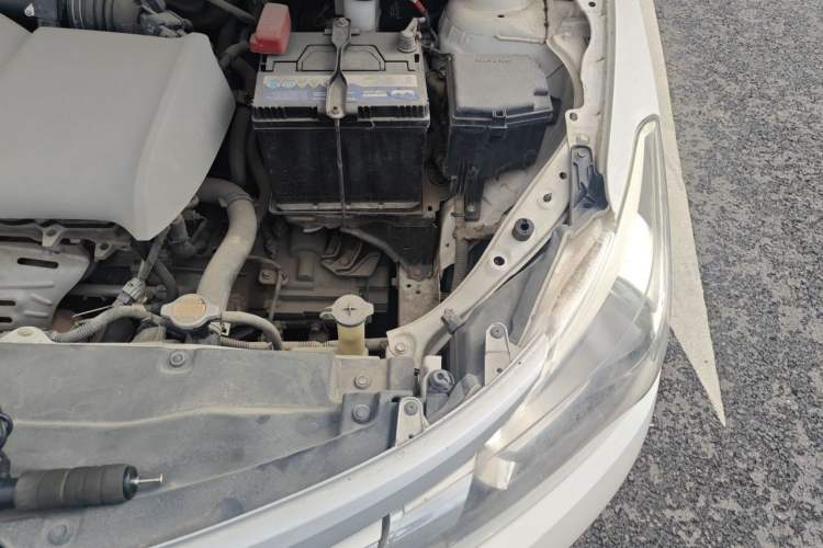 Used Toyota Vios 2014 1.3L Manual Xiang Edition Engine Bay Left