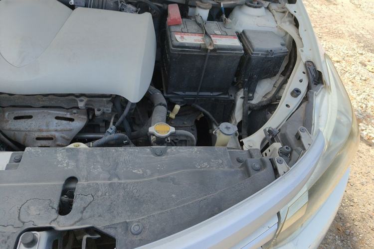 Used Toyota Vios 2014 1.3L Automatic Standard Edition Engine Bay Left