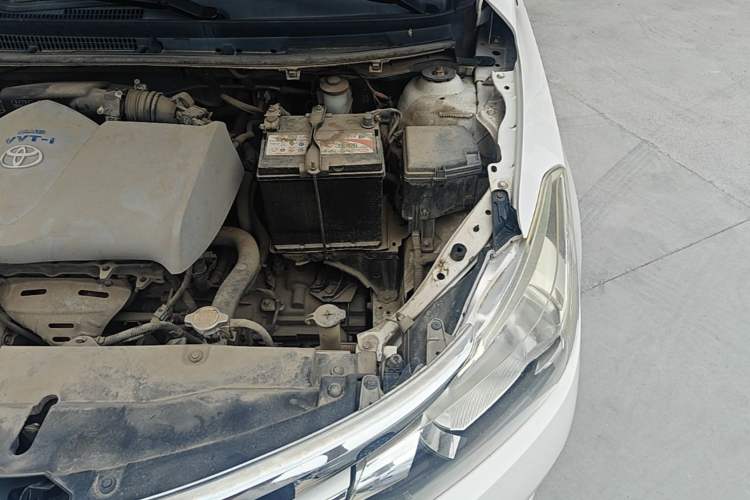 Used Toyota Vios 2014 1.5L Manual ZhiZhen Edition Engine Bay Left