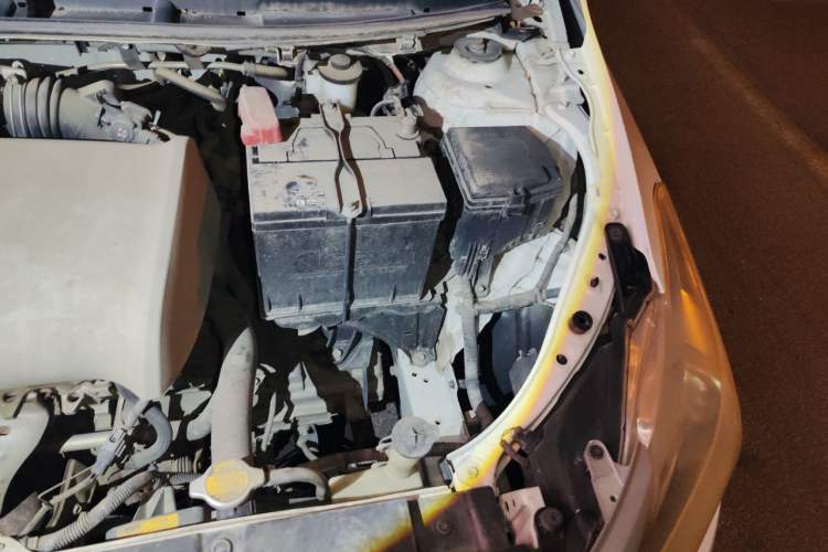 Used Toyota Vios 2014 1.5L Manual ZhiShang Edition Engine Bay Left