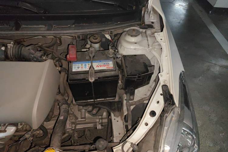 Used Toyota Vios 2014 1.3L Manual Xiang Edition Engine Bay Left