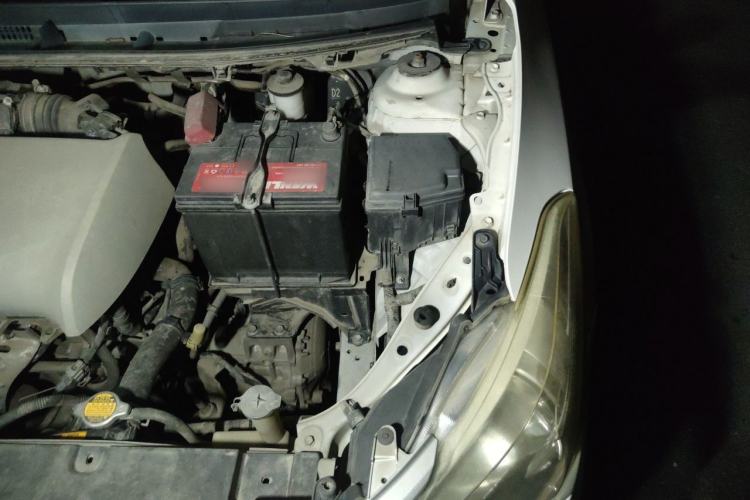 Used Toyota Vios 2014 1.3L Automatic Standard Edition Engine Bay Left