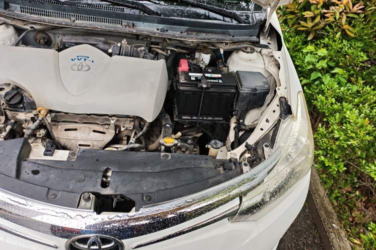 Used Toyota Vios 2014 1.5L Automatic ZhiZhen Edition Engine Bay Left