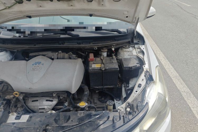 Used Toyota Vios 2014 1.3L Manual Value Edition Engine Bay Left
