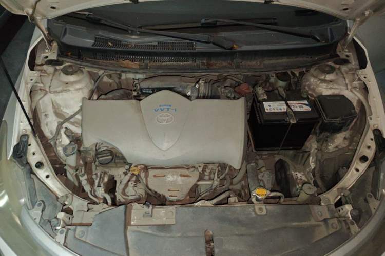 Used Toyota Vios 2014 1.3L Automatic Standard Edition Engine Bay