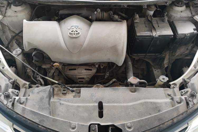 Used Toyota Vios 2014 1.3L Manual Value Edition Engine Bay