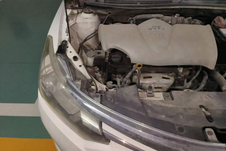 Used Toyota Vios 2014 1.5L Automatic ZhiZhen Edition Engine Bay Right