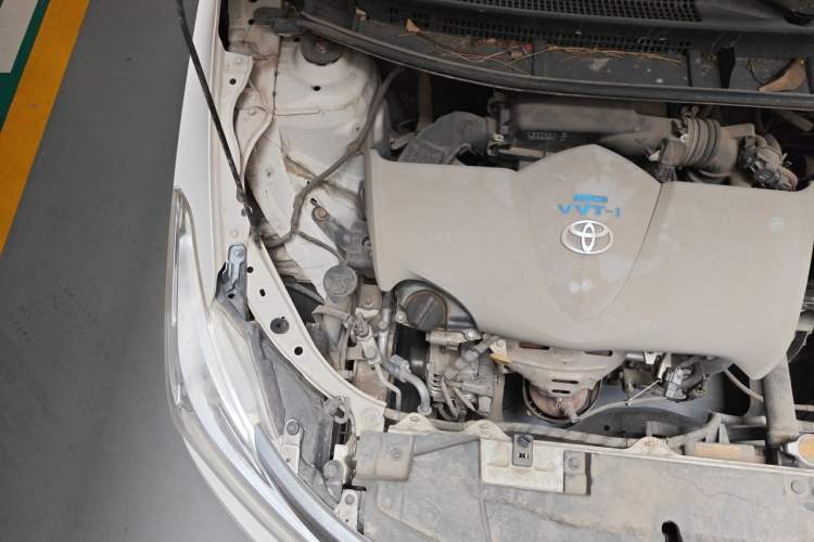 Used Toyota Vios 2014 1.5L Manual ZhiZhen Edition Engine Bay Right