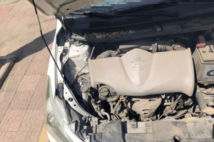 Used Toyota Vios 2014 1.3L Manual Xiang Edition Engine Bay Right