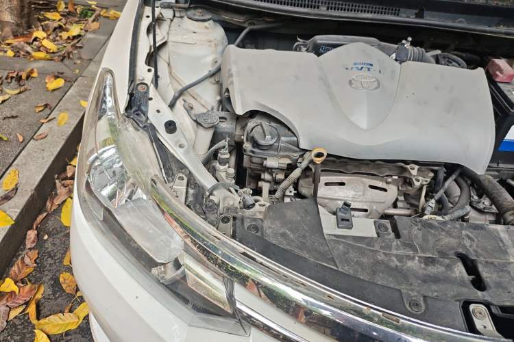 Used Toyota Vios 2014 1.5L Manual ZhiZhen Edition Engine Bay Right