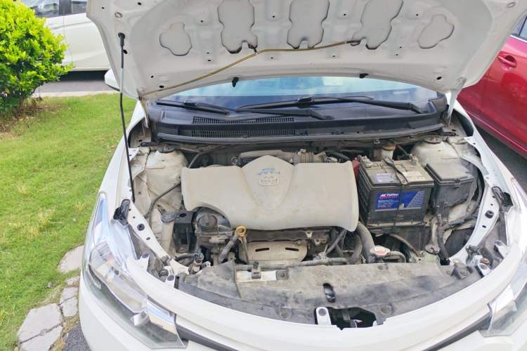 Used Toyota Vios 2014 1.3L Manual Xiang Edition Engine Bay Right