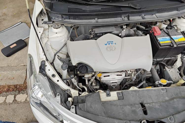Used Toyota Vios 2014 1.3L Manual Xiang Edition Engine Bay Right