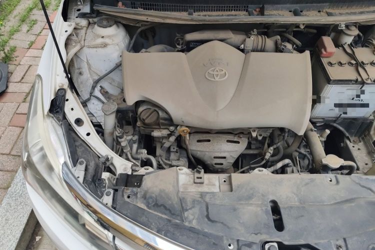 Used Toyota Vios 2014 1.5L Automatic ZhiZhen Edition Engine Bay Right
