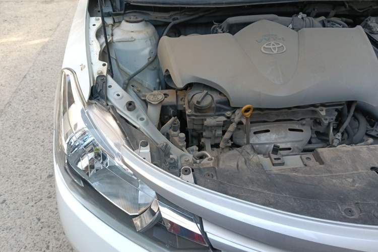 Used Toyota Vios 2014 1.3L Manual Xiang Edition Engine Bay Right