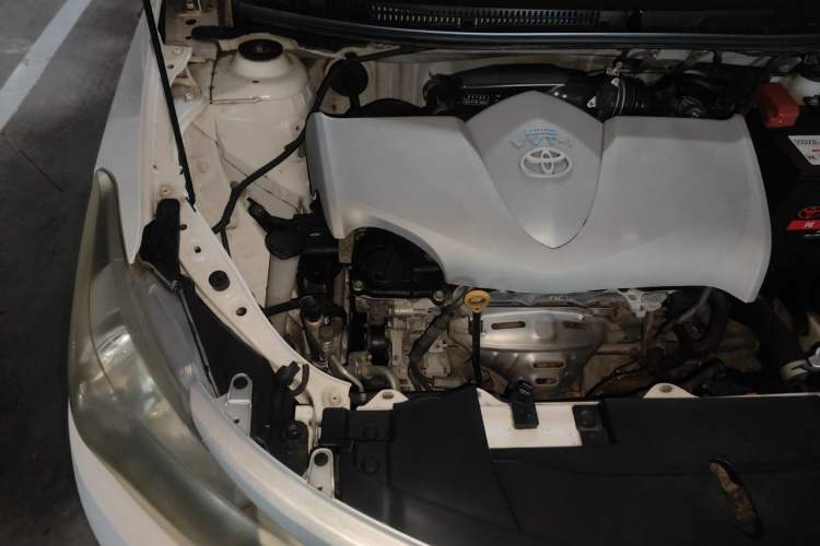 Used Toyota Vios 2014 1.3L Manual Xiang Edition Engine Bay Right