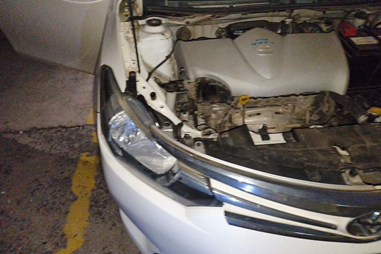 Used Toyota Vios 2014 1.3L Manual Xiang Edition Engine Bay Right