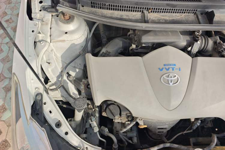 Used Toyota Vios 2014 1.3L Automatic Standard Edition Engine Bay Right