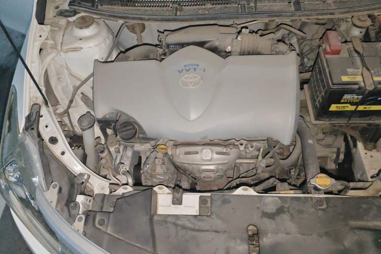 Used Toyota Vios 2014 1.3L Manual Xiang Edition Engine Bay Right