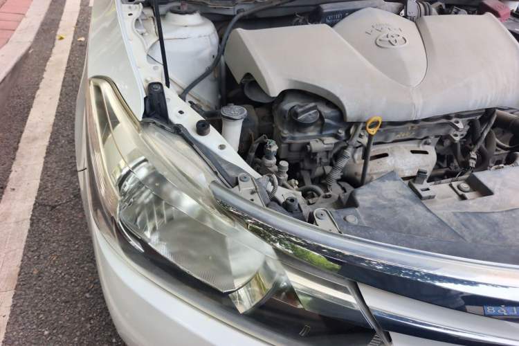 Used Toyota Vios 2014 1.5L Automatic ZhiZhen Edition Engine Bay Right